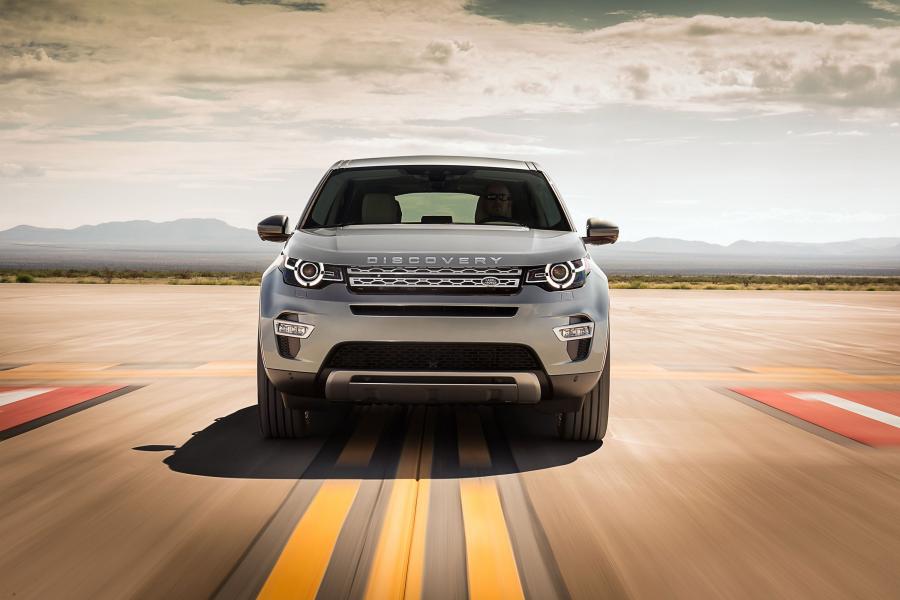  Land Rover Discovery Sport HSE Luxury 2015 года  (фото 4 из 62)